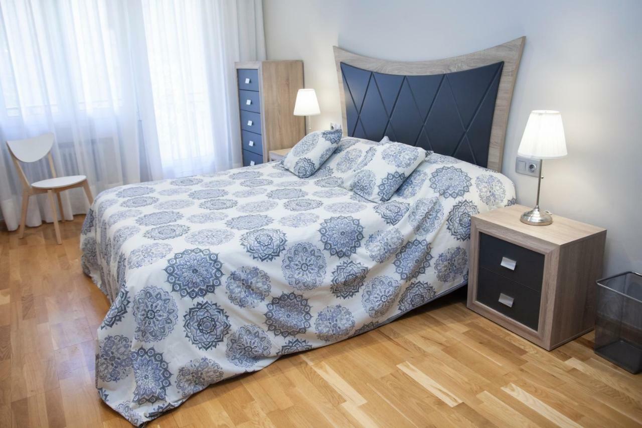Apartamento 8 - 10 Pax Soria - Centro Luaran gambar